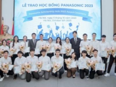 Panasonic trao 20 suất học bổng cho sinh viên toàn quốc